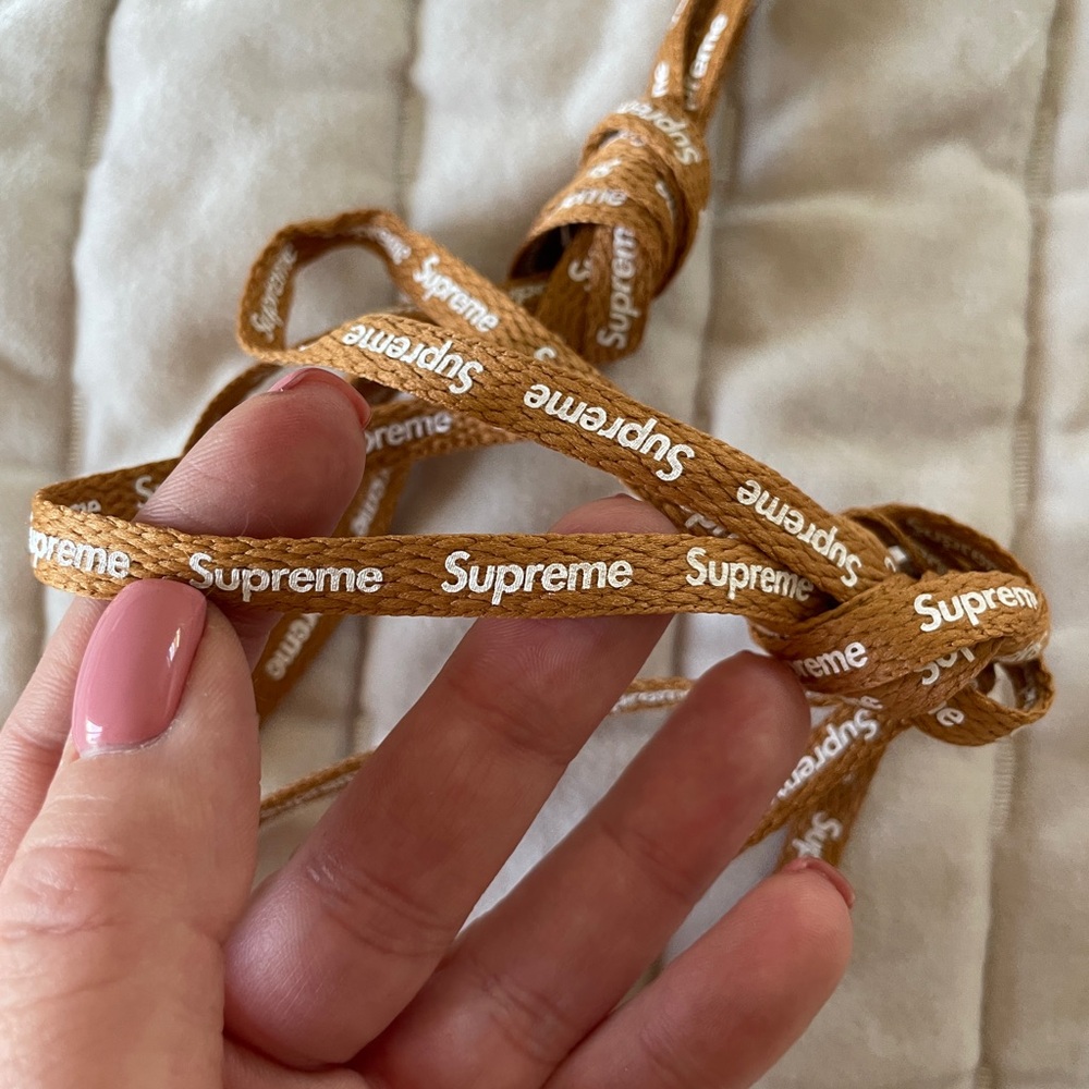 New tan beige Supreme Shoe Laces rare color - Picture 3 of 3